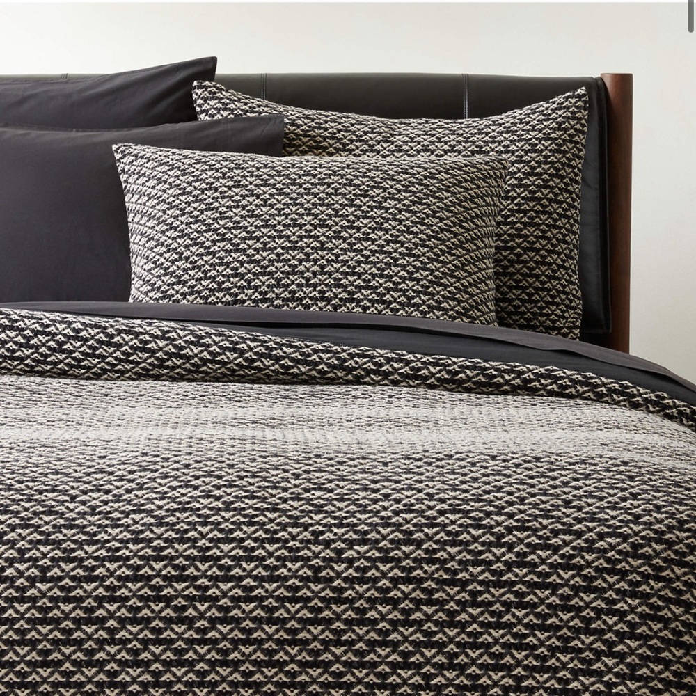 CB2 Kamet Organic Cotton Duvet Cover (Full/Queen